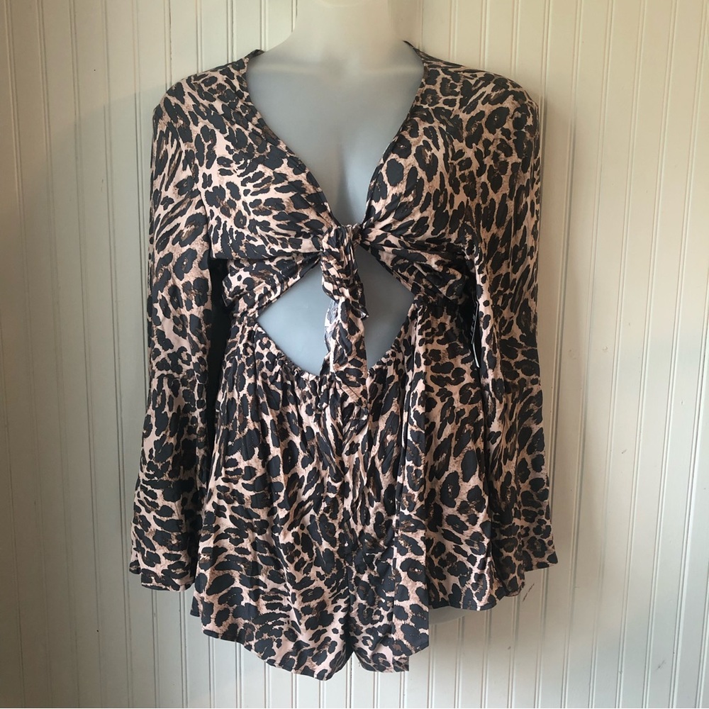 BAR III Retail $78 Beach Cheetah Knot-Front Cut Out Romper Cover-Up Size XLarge